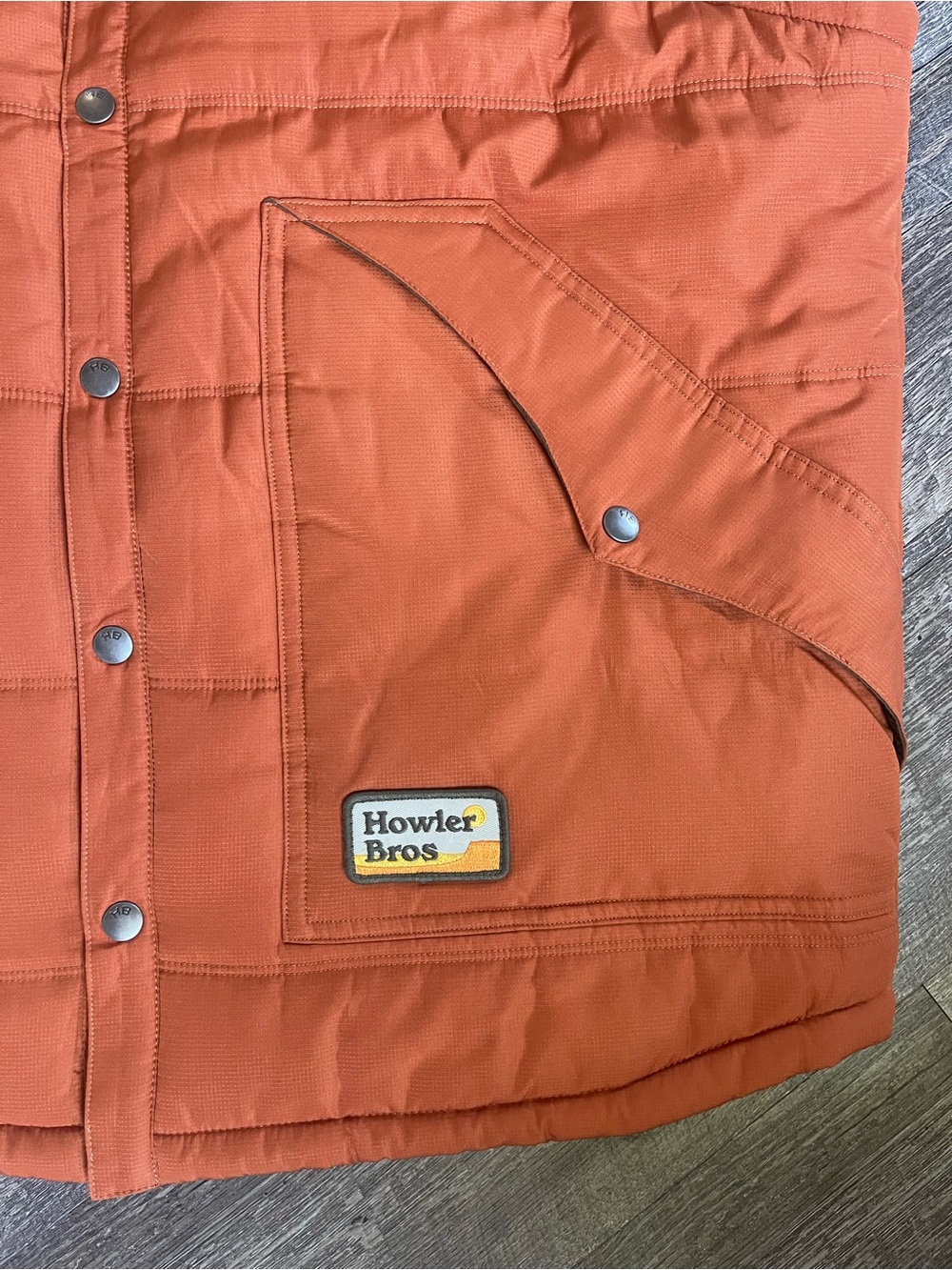 NWOT Howler Brothers Rounder Insulated vest - Picture 4 of 10